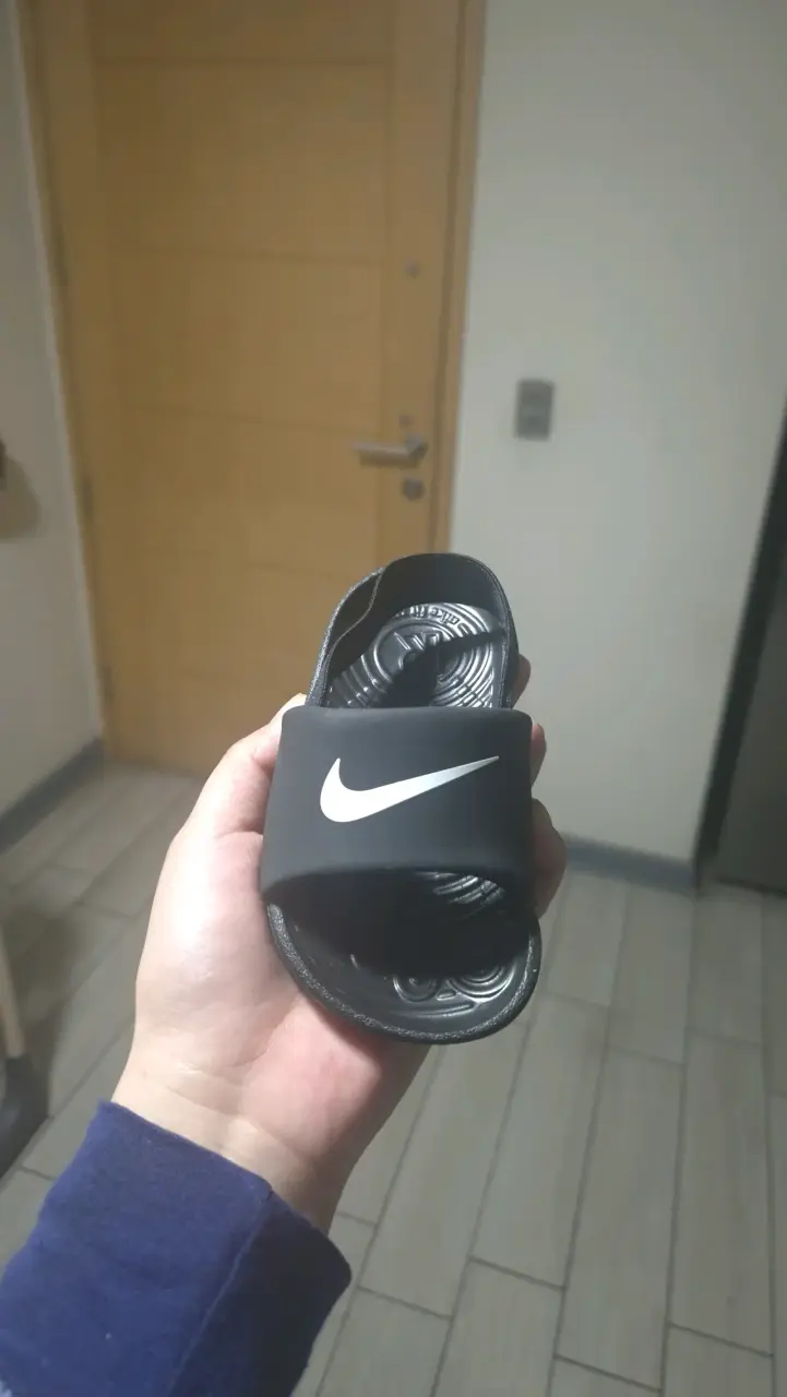 Sandalias Nike Kawa Slide para niños - 2