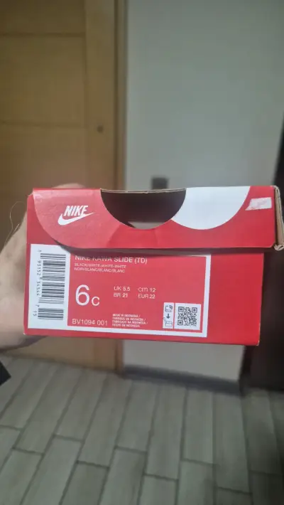 Sandalias Nike Kawa Slide para niños - miniatura 3