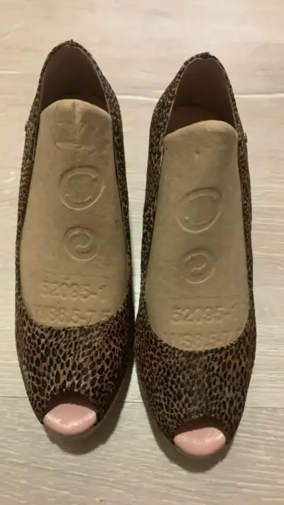 Zapatos de cuña animal print Patricia de la Beca - miniatura 1