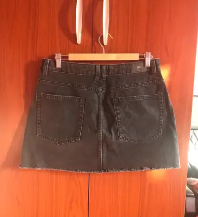 Falda de mezclilla negra Zara - miniatura 3