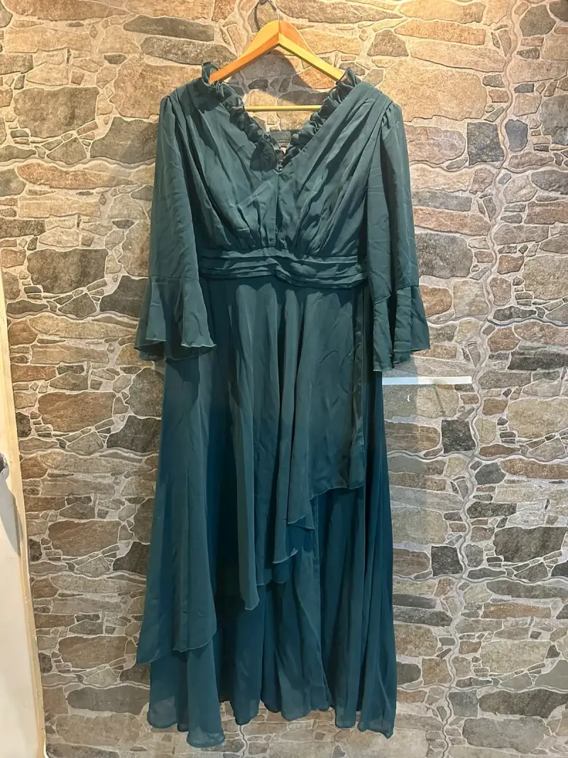 Vestido largo verde elegante para mujer - 3