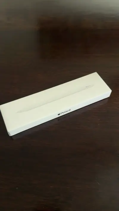 Apple Pencil USB-C como NUEVO - miniatura 2