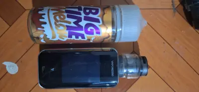 Vaporizador Vaporesso con diseño abstracto azul - miniatura 4
