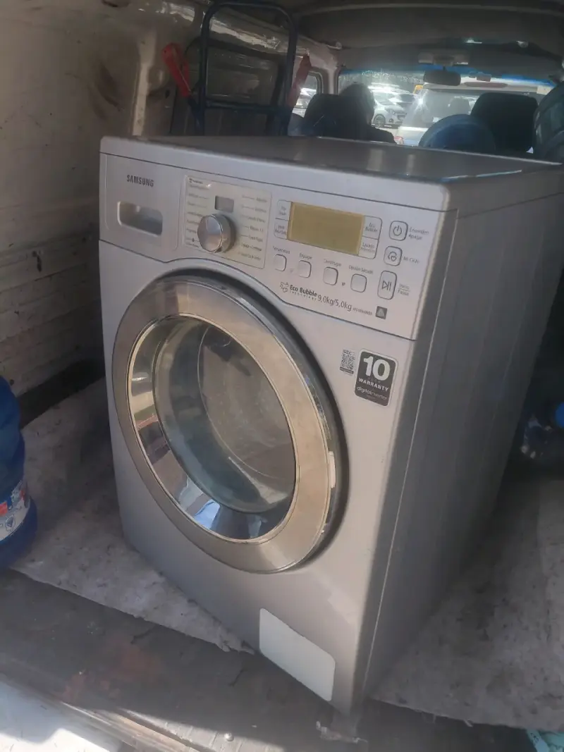 Lavadora Samsung Eco Bubble 9kg en buen estado