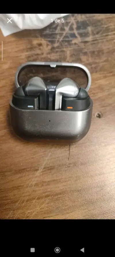 Audífonos Samsung Galaxy Buds3 Pro - miniatura 1