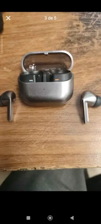 Audífonos Samsung Galaxy Buds3 Pro - miniatura 4
