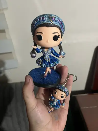 Figura estilo funko personalizada - miniatura 4