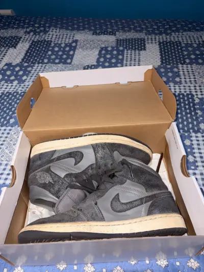 Zapatillas  grises Nike Air Jordan - miniatura 2