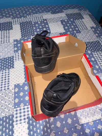 Zapatillas deportivas negras para hombre - miniatura 4