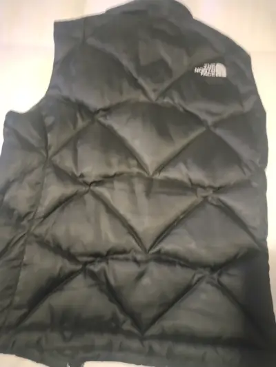 Chaleco sin mangas The North Face negro acolchado - miniatura 3