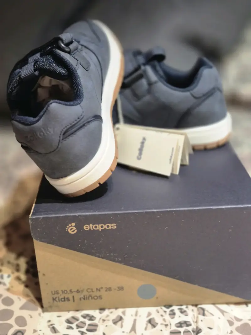 Lote de ropa infantil y zapatos Etapas - 3
