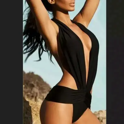 Traje de baño enterizo negro con diseño sexy - miniatura 1
