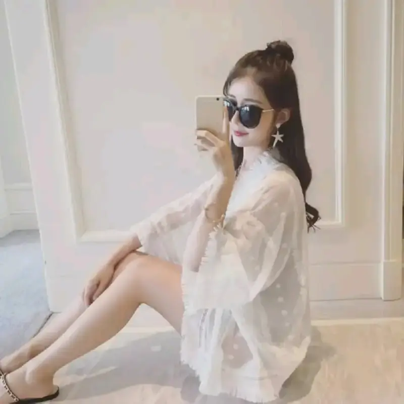 Kimono blanco de encaje para mujer - 2