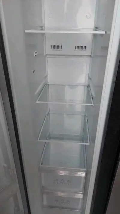 Refrigerador Midea con Control de Temperatura - miniatura 4