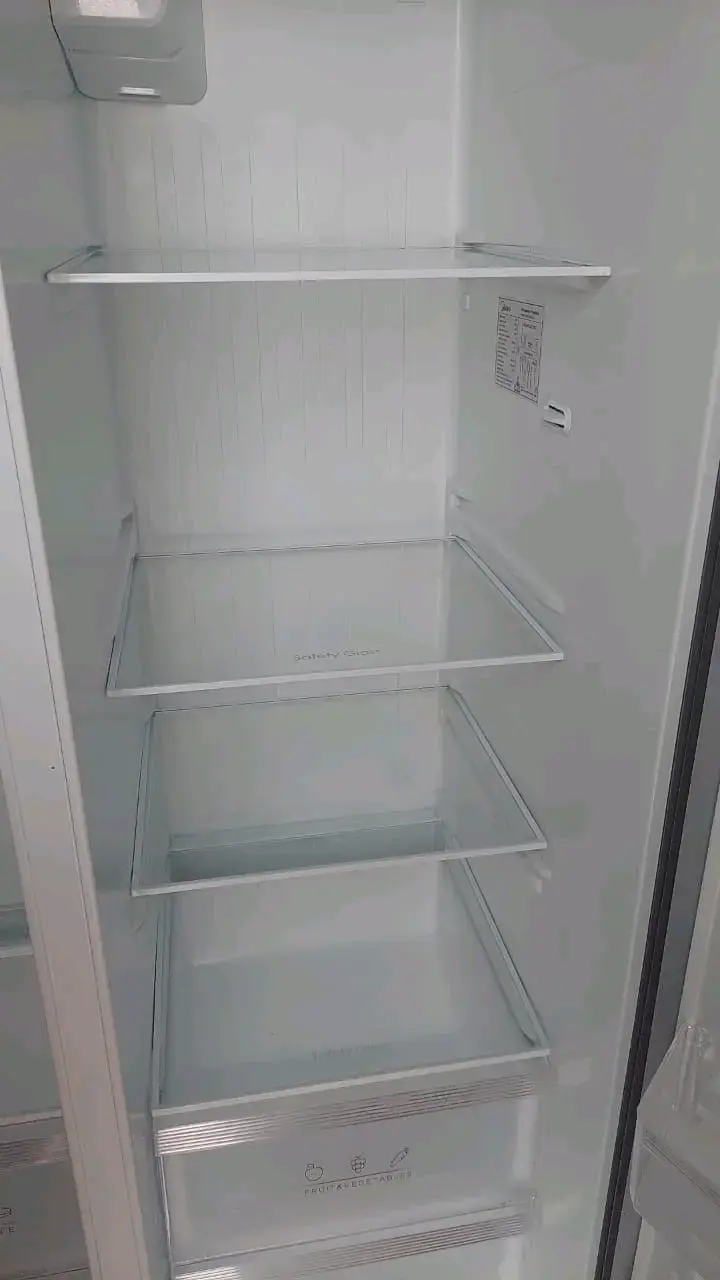 Refrigerador Midea con Control de Temperatura - 5