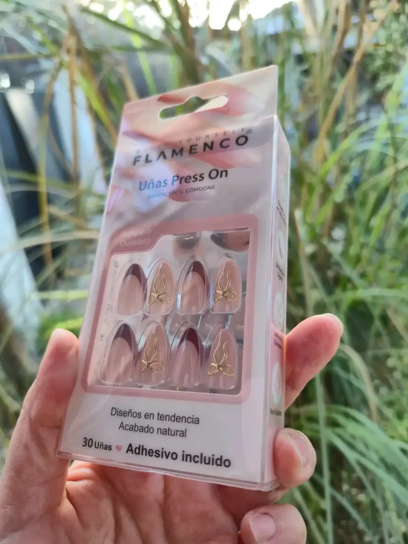 Uñas postizas Flamenco Press On diseño moderno - 2