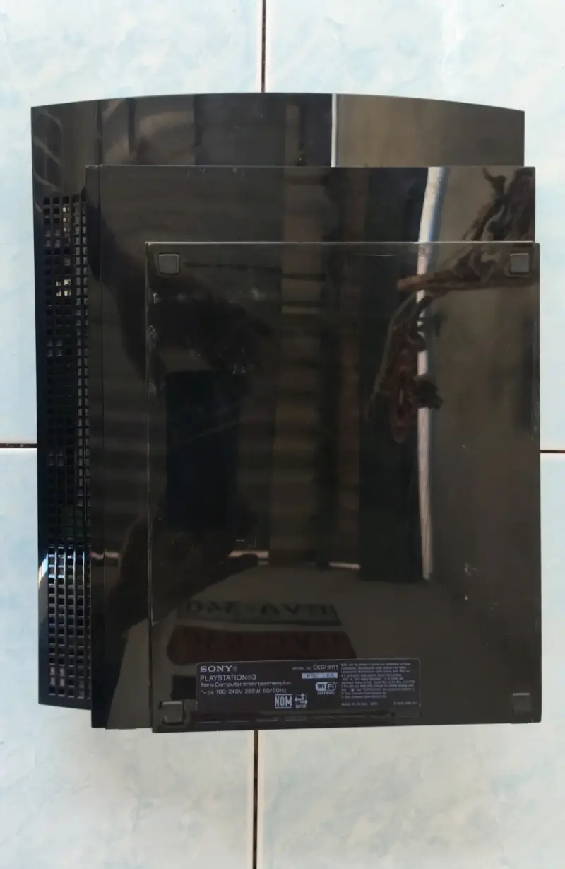 Consola PlayStation 3 Negra (sin probar) - 2