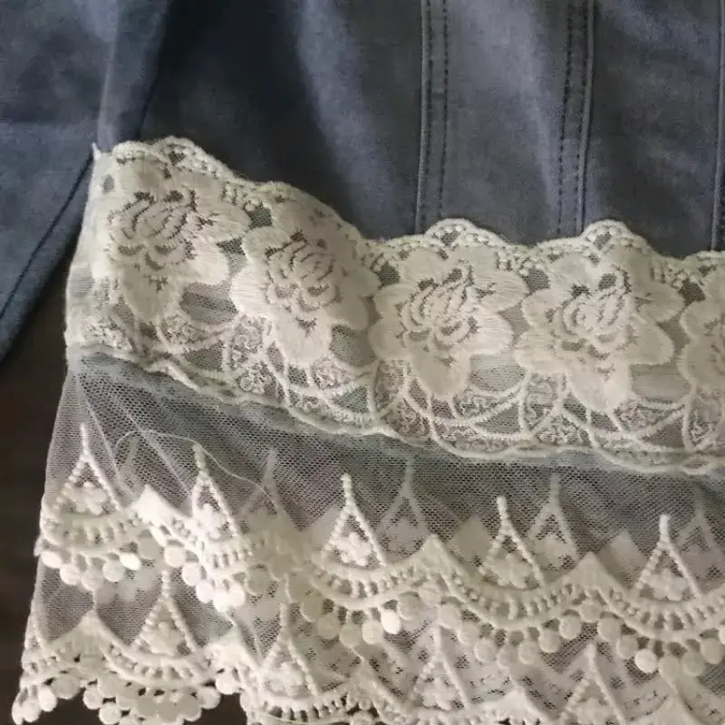 Chaqueta de mezclilla con encaje y perlas para mujer - 6