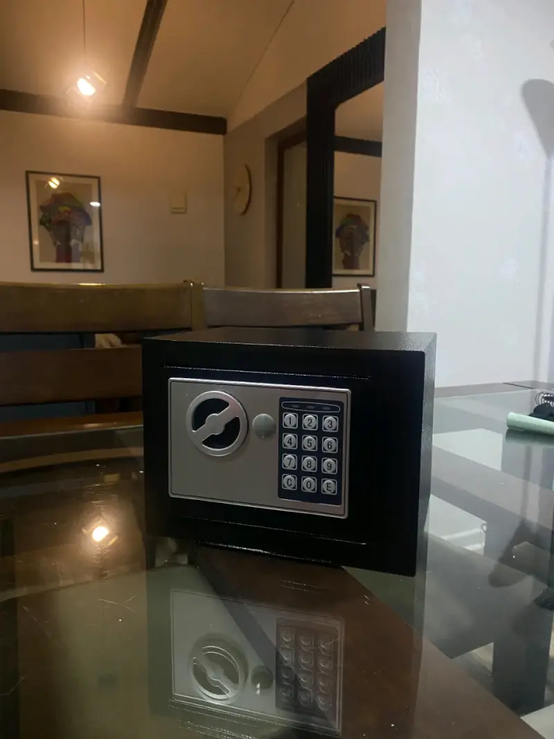 Caja fuerte de seguridad con teclado digital - 3