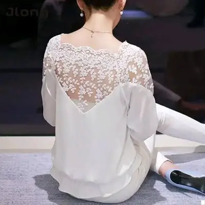 Blusa blanca con encaje floral para mujer - miniatura 2