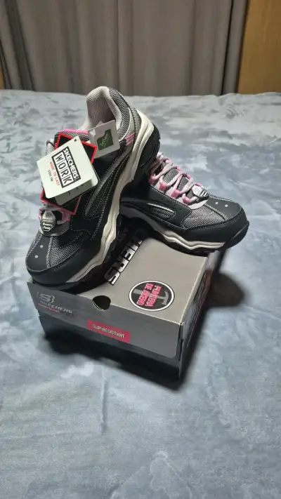 Zapatillas Skechers para mujer color negro y rosa - miniatura 4