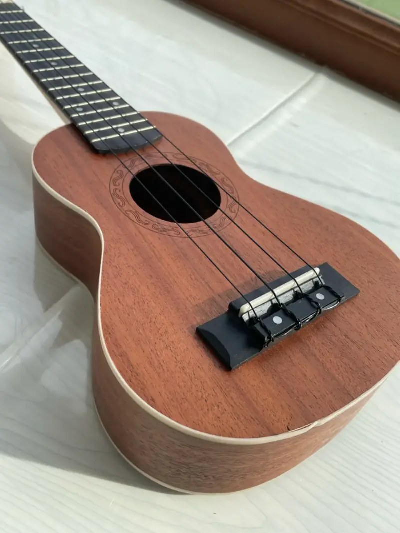 Ukulele soprano 21 Mercury - 1