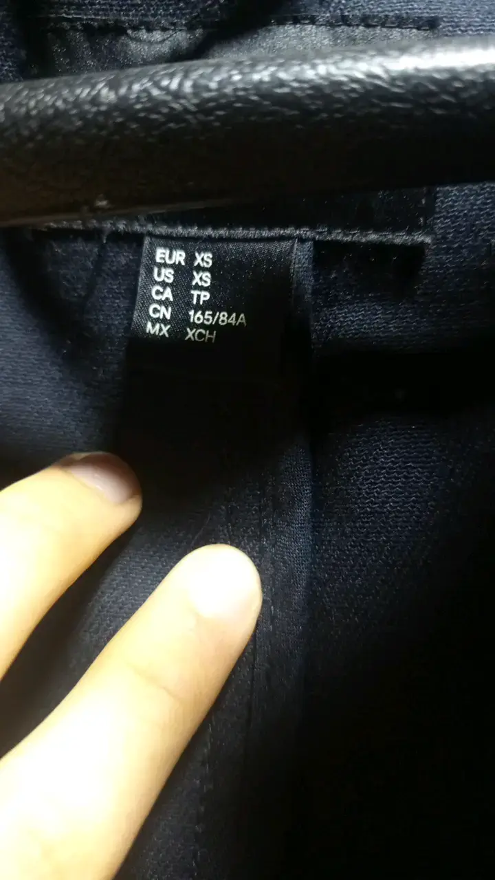 Chaqueta Safari  azul marino H&M con bolsillos - 4