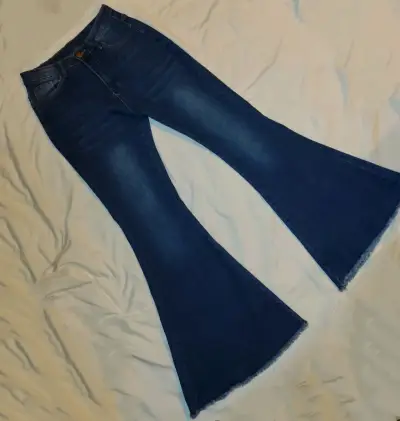 Jeans Flare Azul Talla M Con Brillos - miniatura 3