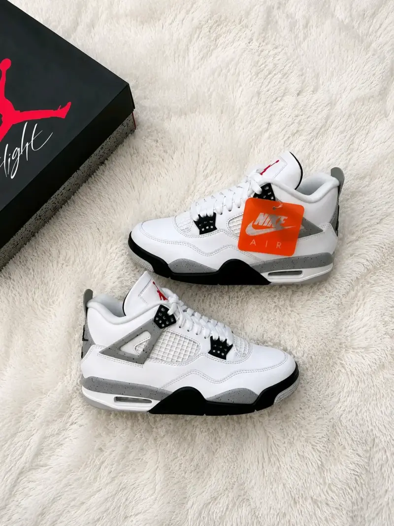 Zapatillas Nike Air Jordan 4 Retro Blancas