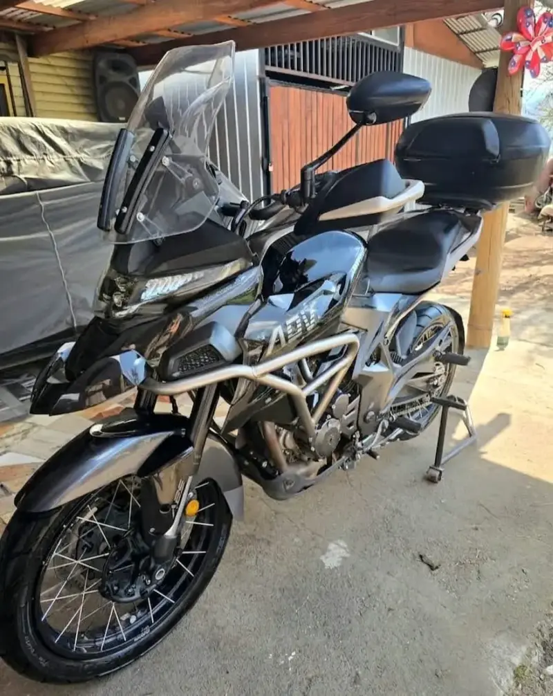 Zontes 350 T2 año 2024 sin detalles - 5