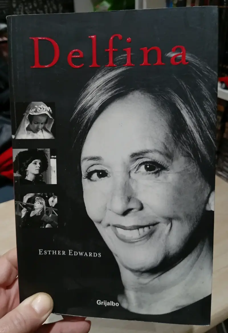 Libro 'Delfina' de Esther Edwards - 1