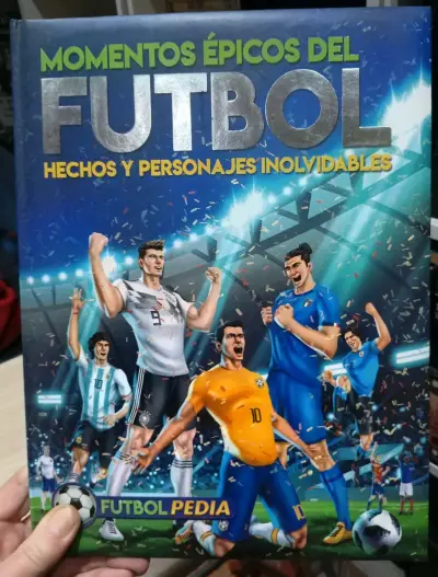 Libro Momentos Épicos del Fútbol - miniatura 1