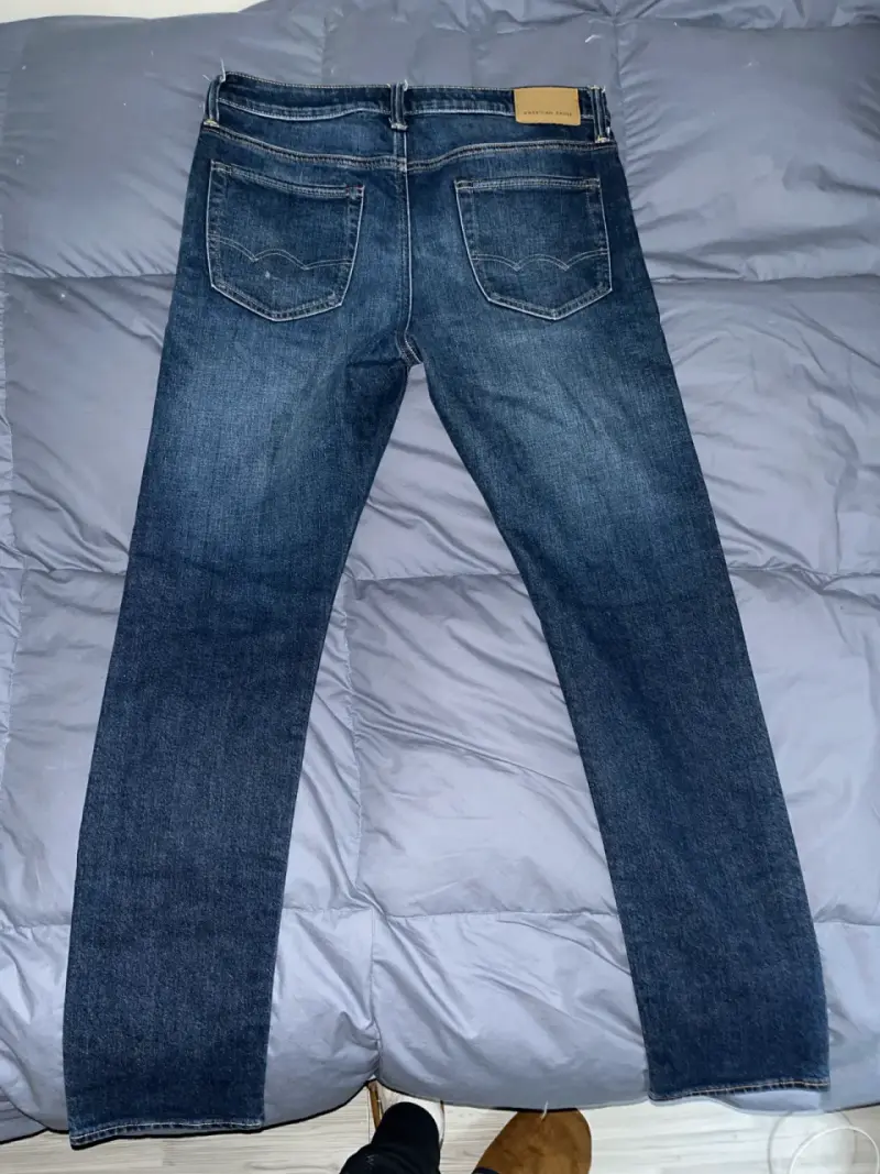 Jeans American Eagle azul oscuro para hombre - 2