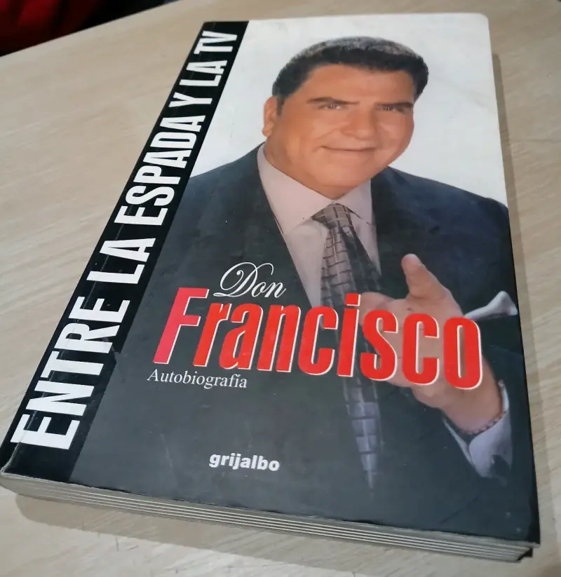 Autobiografía de Don Francisco 'Entre la Espada y la TV' - 1
