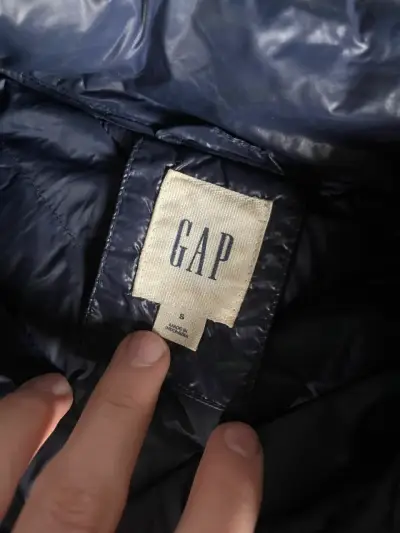 Chaleco acolchado azul marino GAP para mujer - miniatura 3