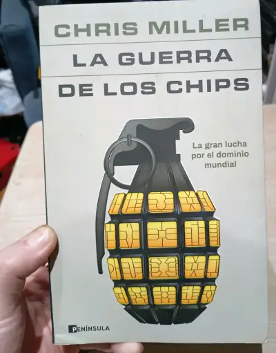Libro 'La Guerra de los Chips' de Chris Miller - miniatura 1
