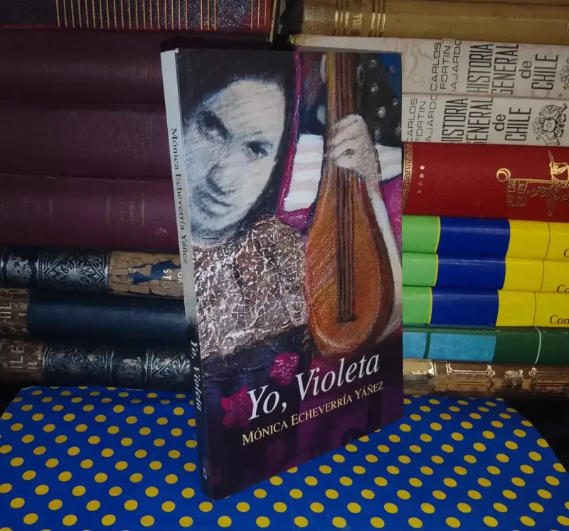 Yo, Violeta - Mónica Echeverría - 1