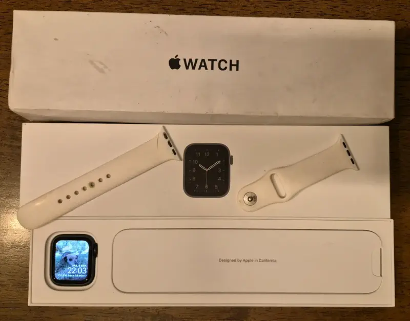 Apple Watch SE (1a Gen) de 40mm GPS + Cellular - 4