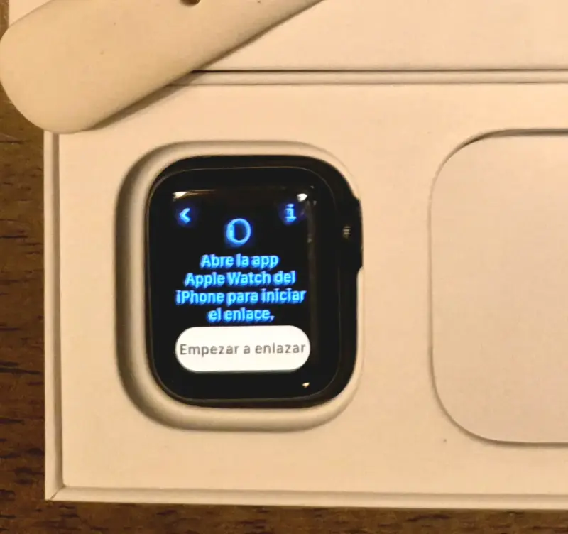 Apple Watch SE (1a Gen) de 40mm GPS + Cellular - 5
