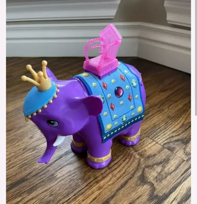Juguete Elefante Morado con Corona y Joyas - miniatura 3