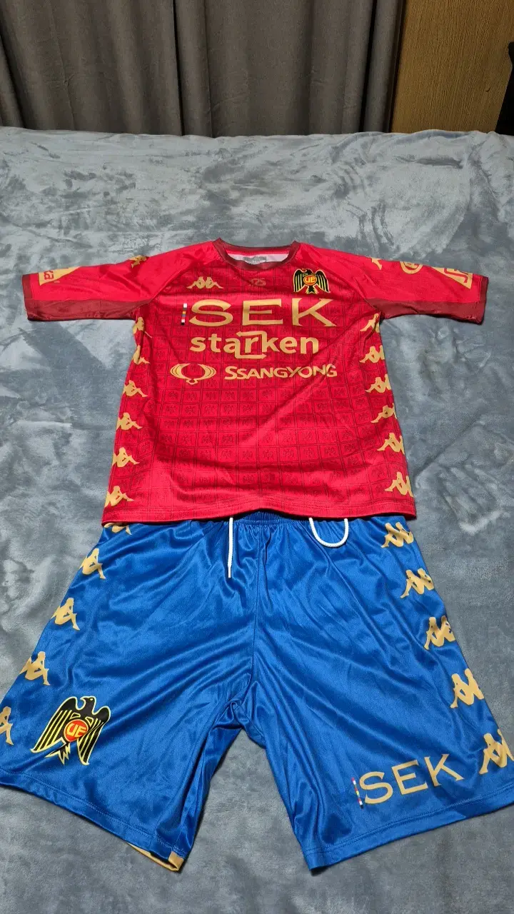 Conjunto de fútbol Kappa Unión Española rojo y azul - 2
