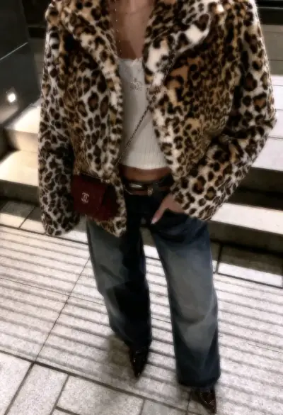 Abrigo De Pelo Sintético Animal Print Leopardo - miniatura 6