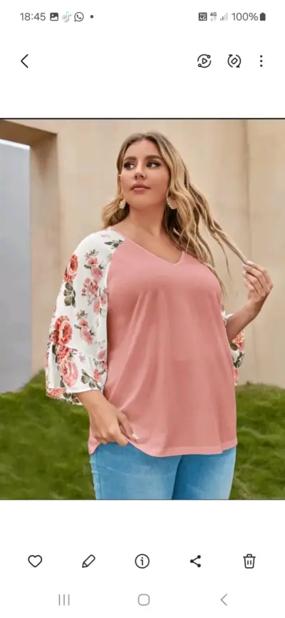 Blusa de mujer con mangas florales - miniatura 3