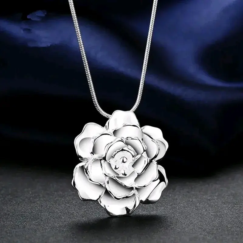 Collar de Plata con Colgante de Corazón y Flores - 5