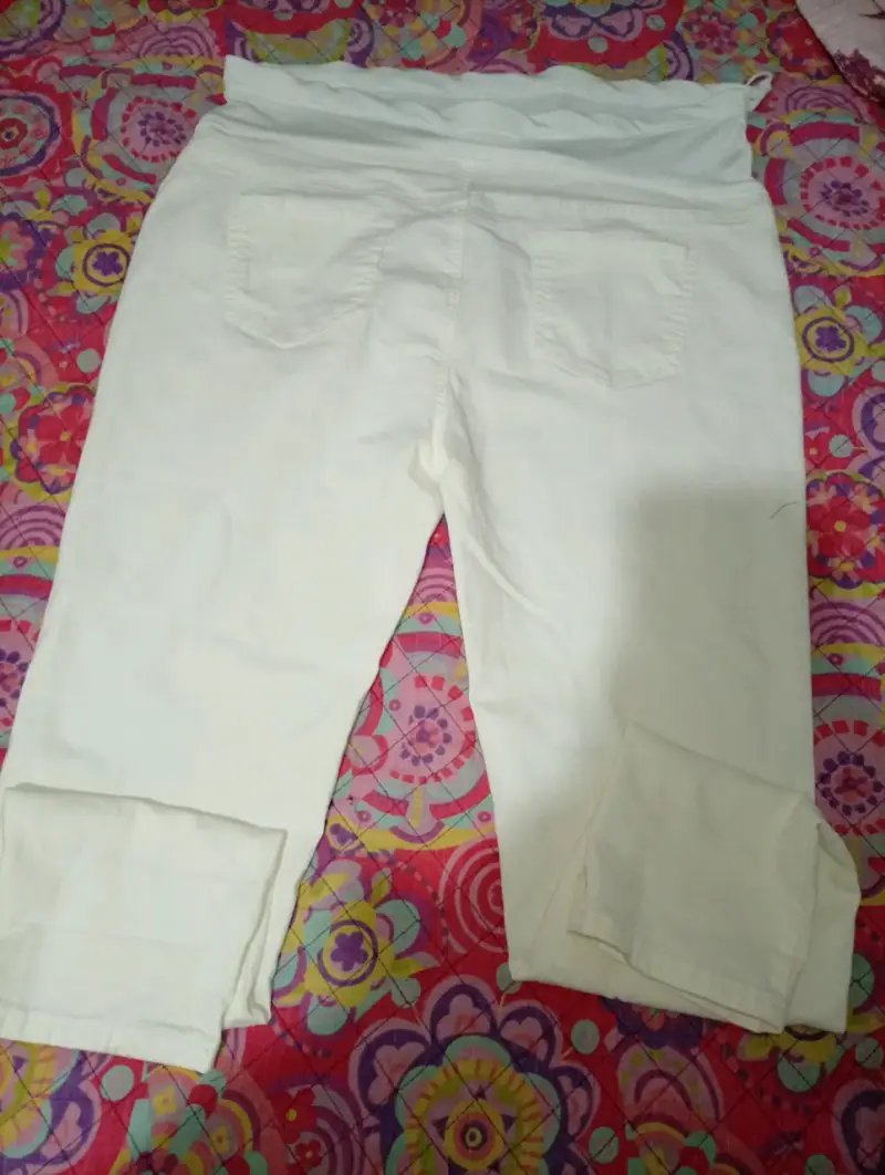 Pantalones blancos de maternidad cómodos - 2