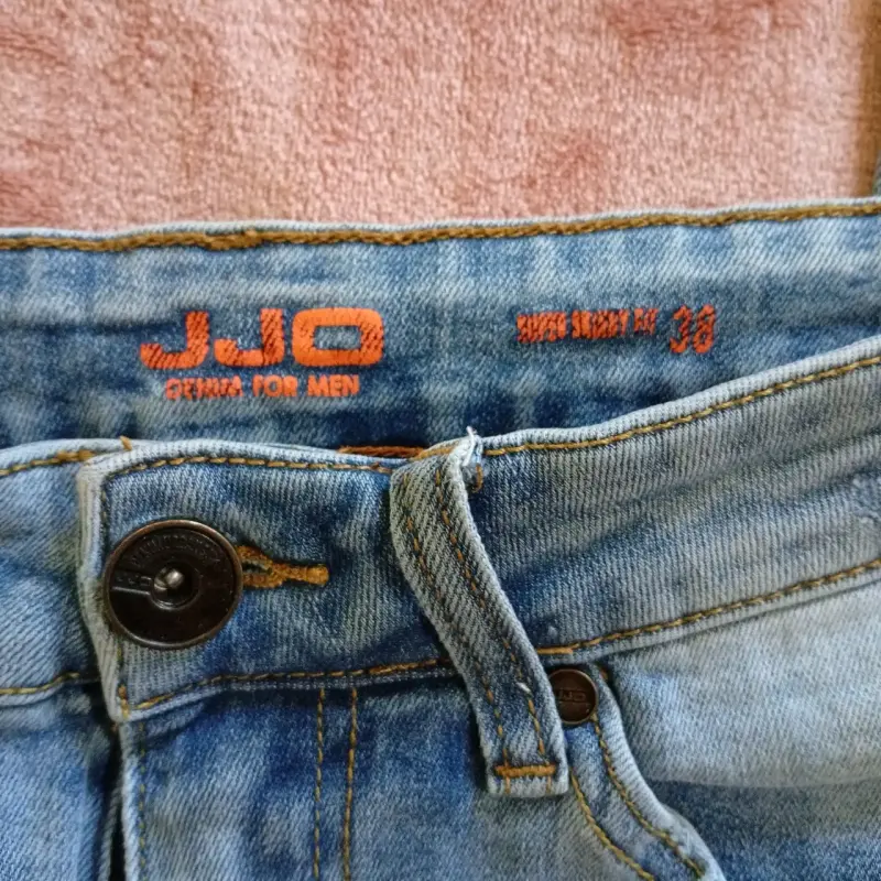 Tres jeans para HOMBRE 38-42 - 5