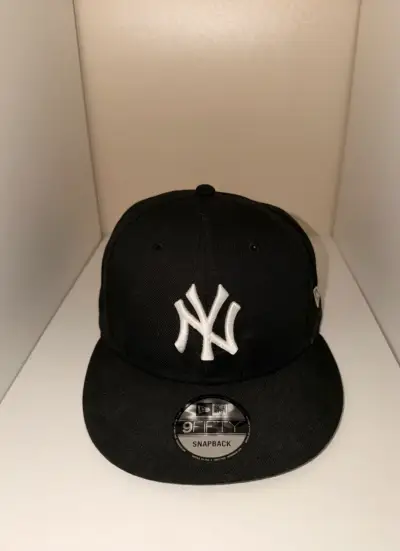 Gorra New Era 9Fifty Snapback Negra New York - miniatura 1