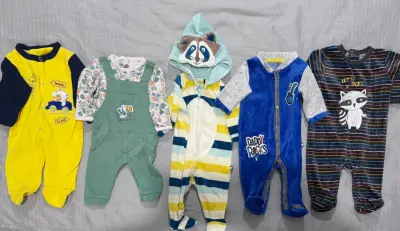 Lote de enteritos para bebé varios diseños - miniatura 1