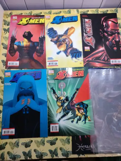 Colección de cómics Astonishing X-Men Marvel - miniatura 1