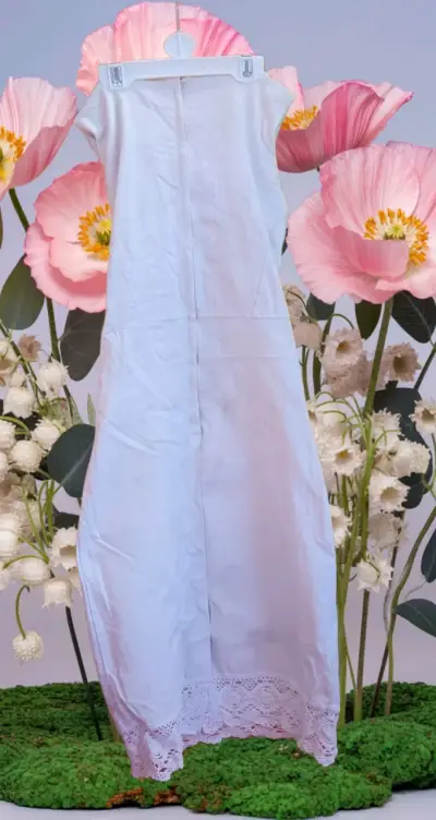 Vestido blanco con encaje para mujer - miniatura 1